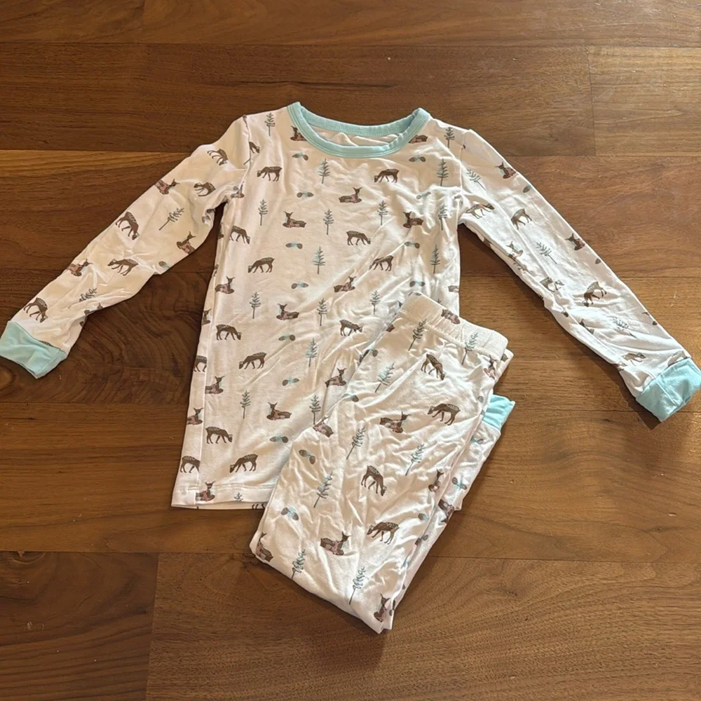 Bubble baby bamboo 2 piece fawn pajamas long sleeve size 3T
